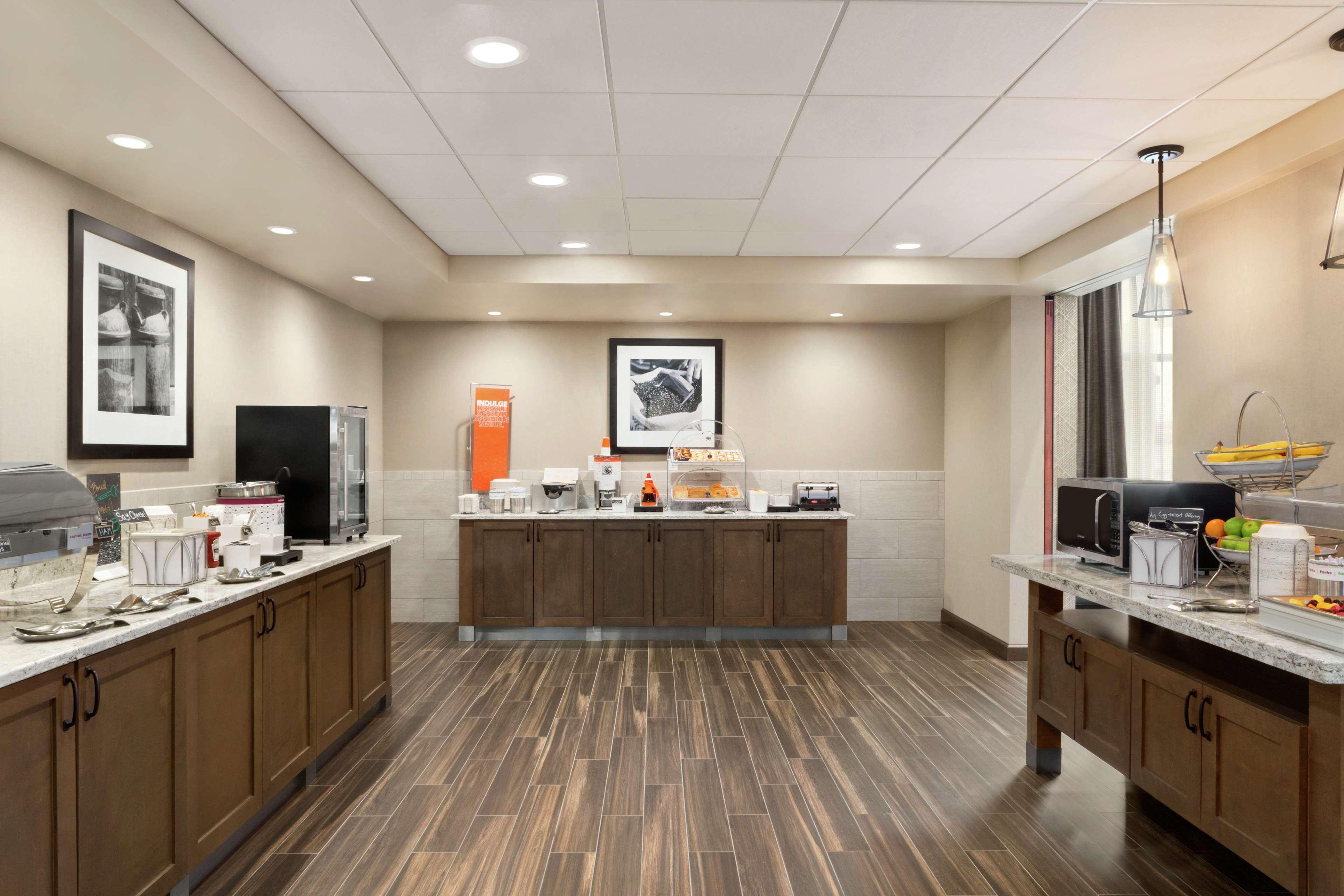 Hampton Inn & Suites Minooka Channahon Экстерьер фото